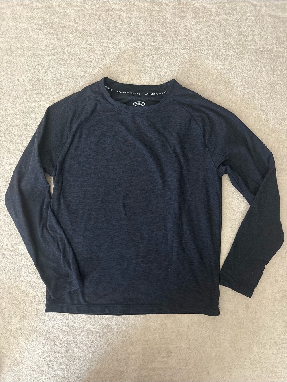 Athletic Works boys Long-Sleeve Crew Neck Shirt gray